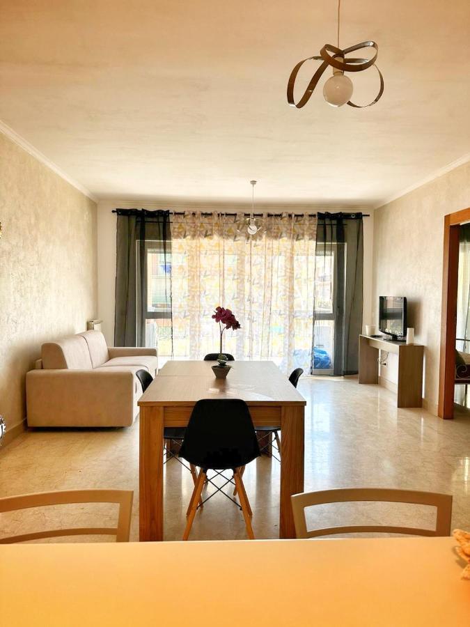 Appartamento Vittory House Lido di Ostia Esterno foto